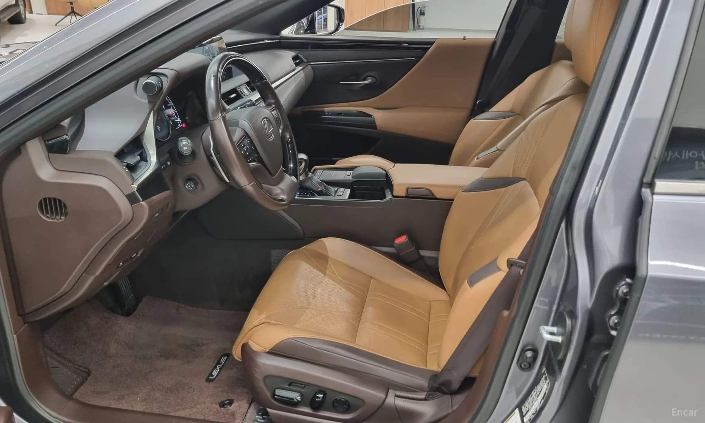 ES300h 7th Generation
