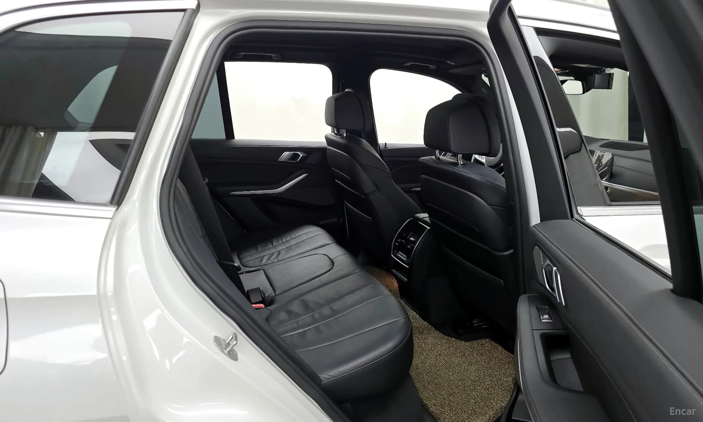 X5 (G05)