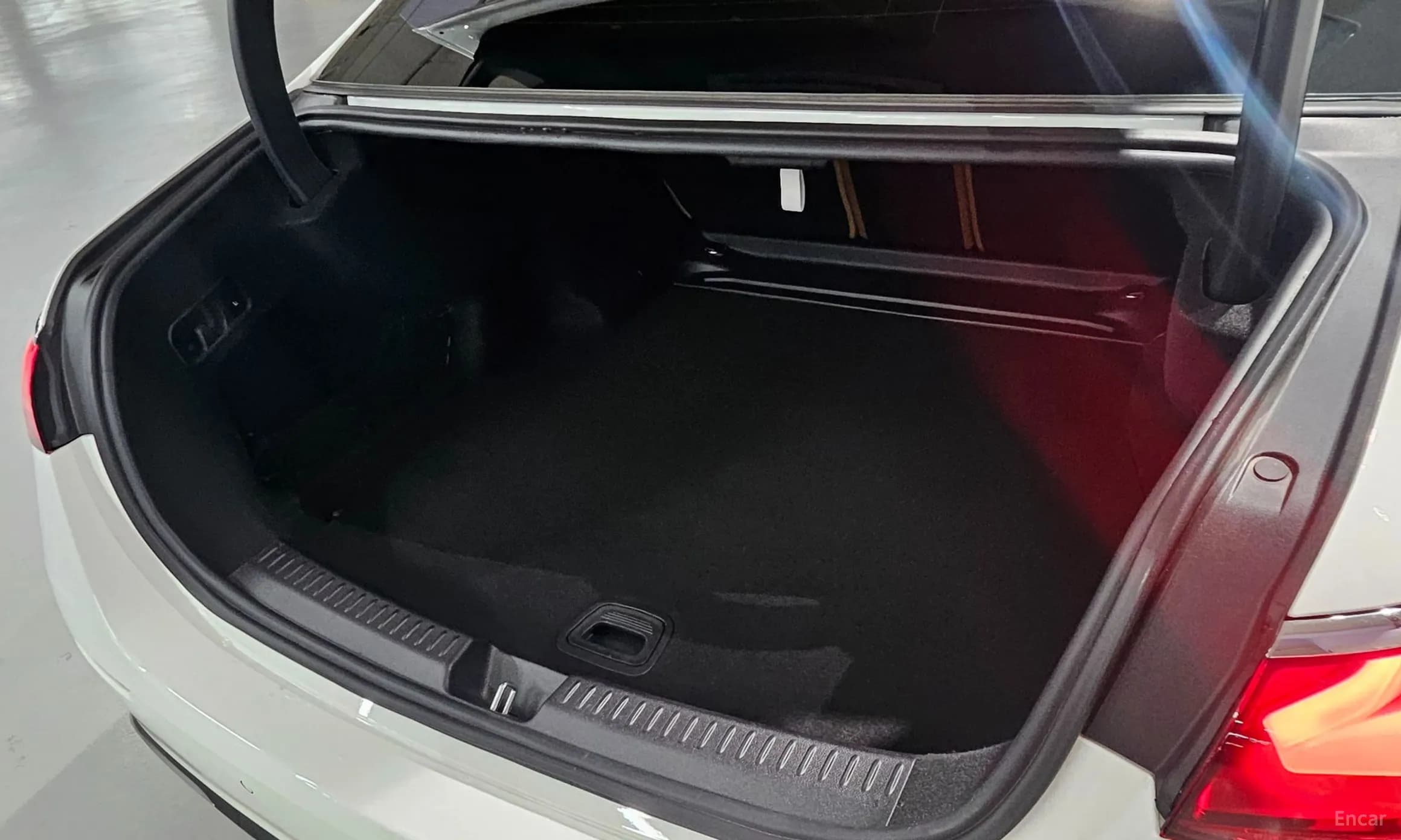 E-Class W214