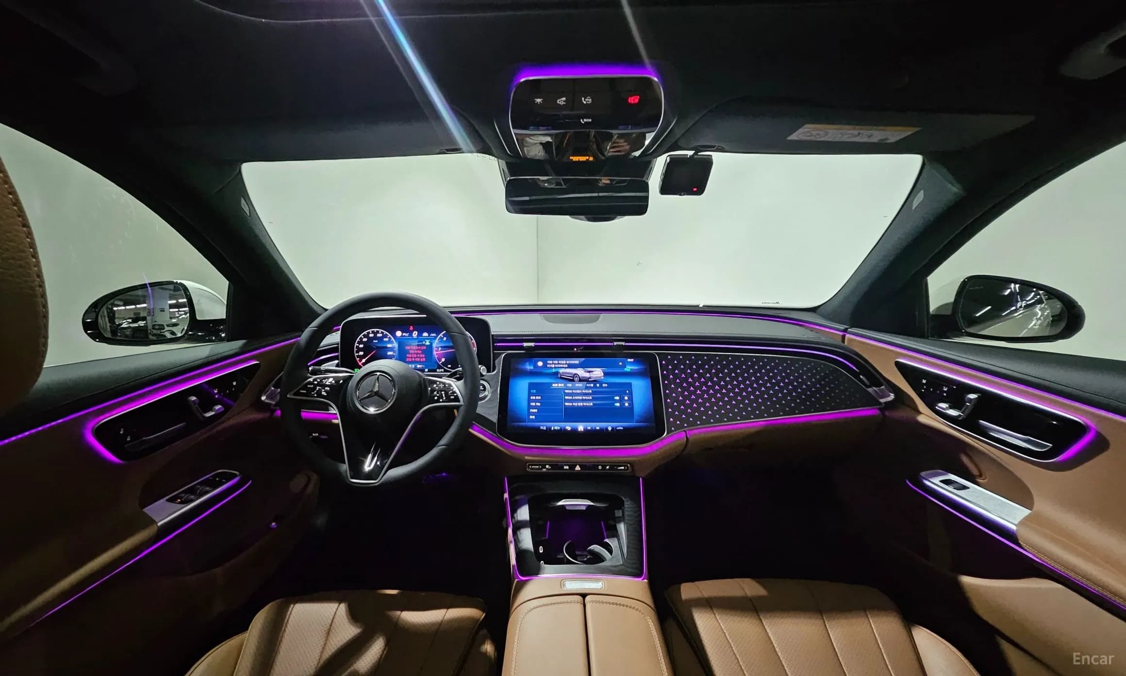 E-Class W214