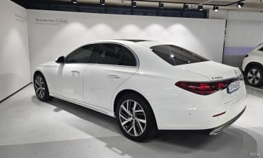 E-Class W214