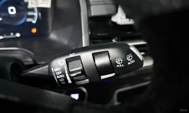 Rexton Sports Khan