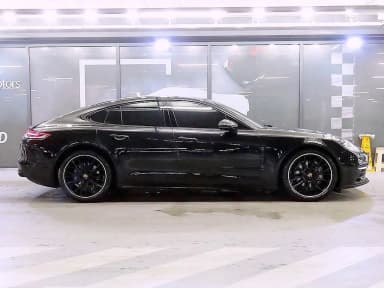 Panamera (971)