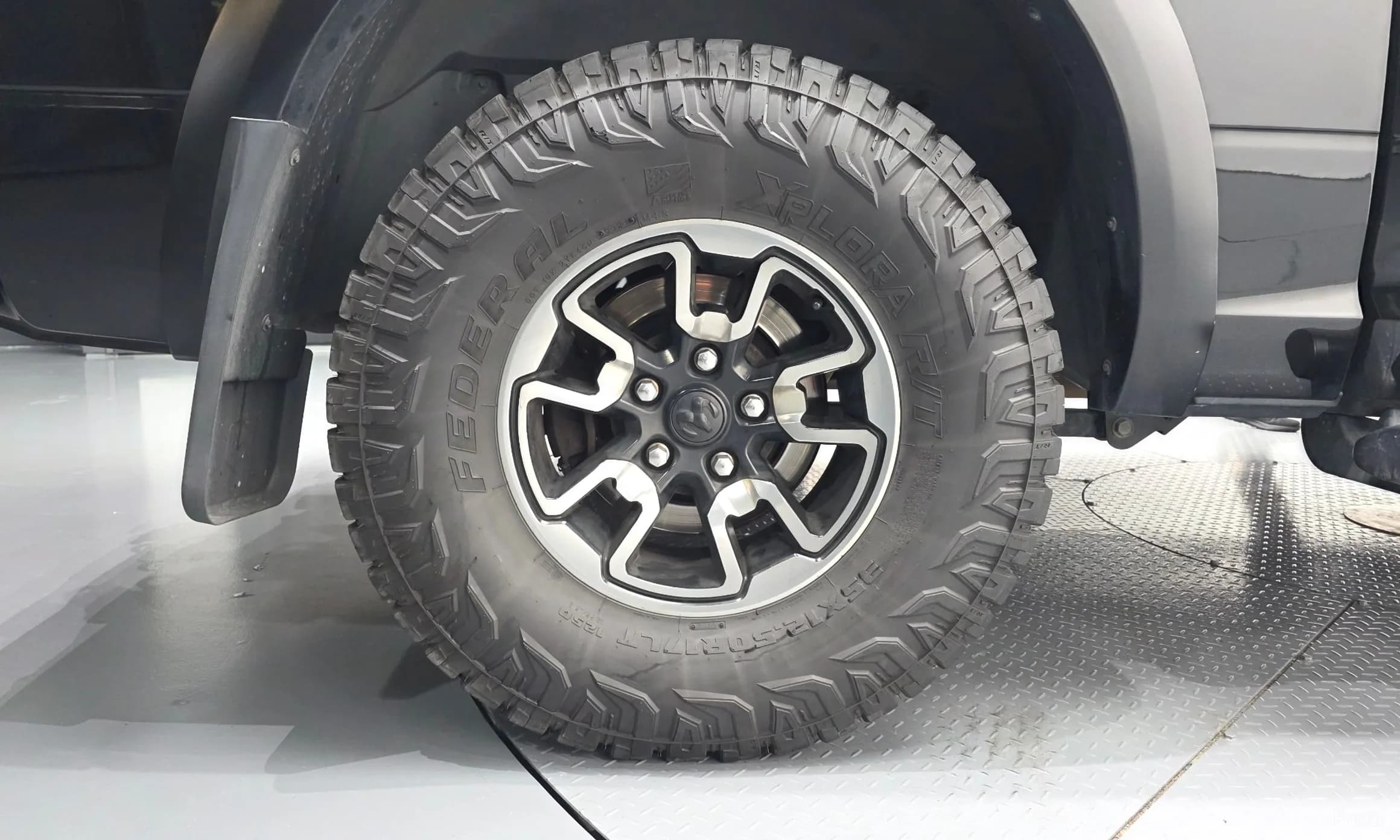 Lampickup