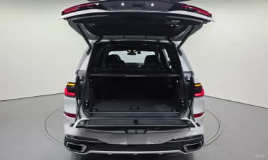 X7 (G07)