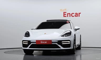 Panamera (971)