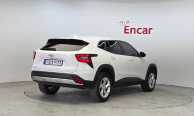 Trax Crossover