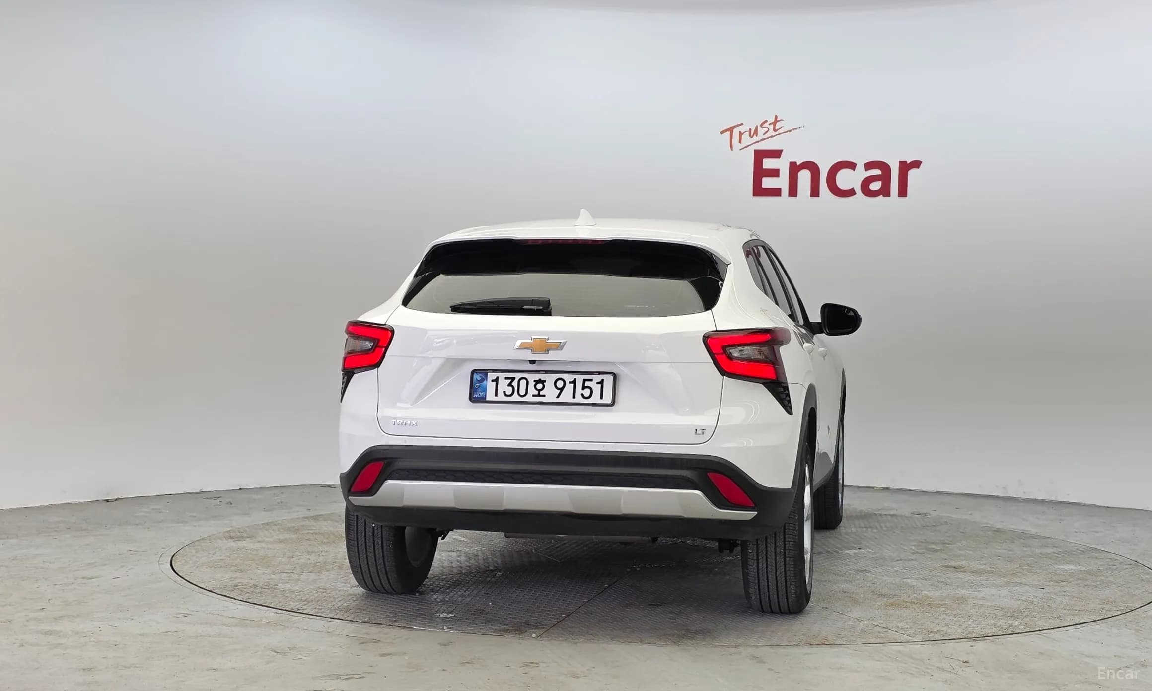 Trax Crossover