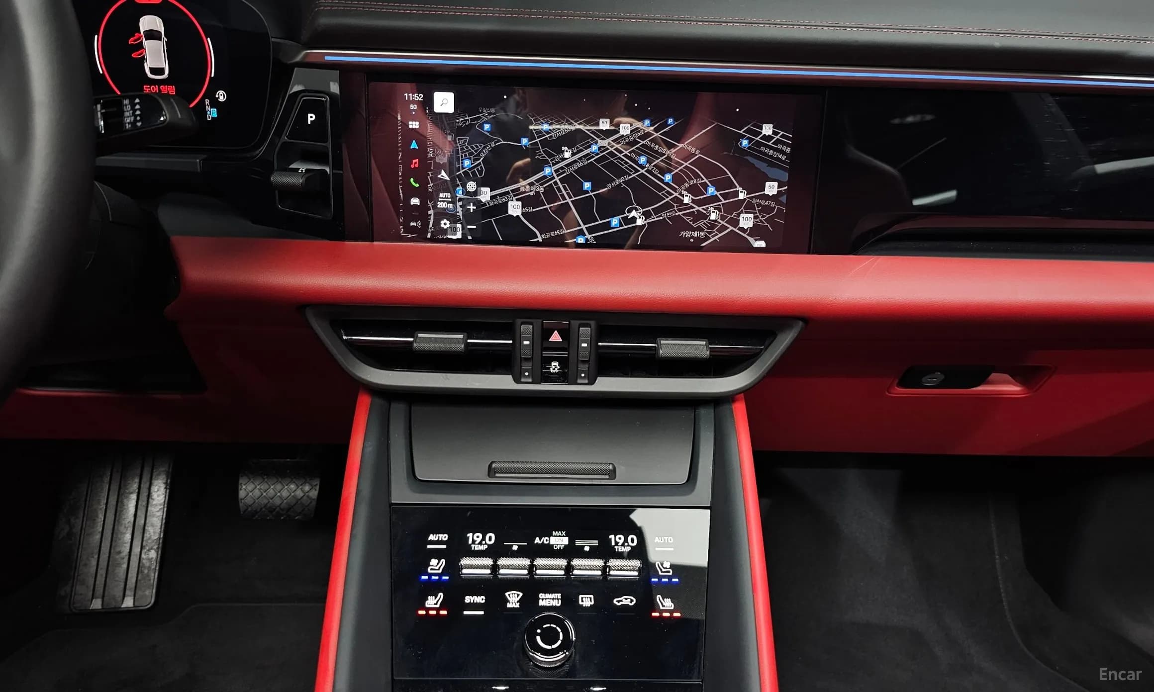 Macan EV