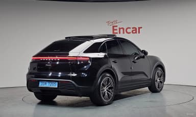 Macan EV