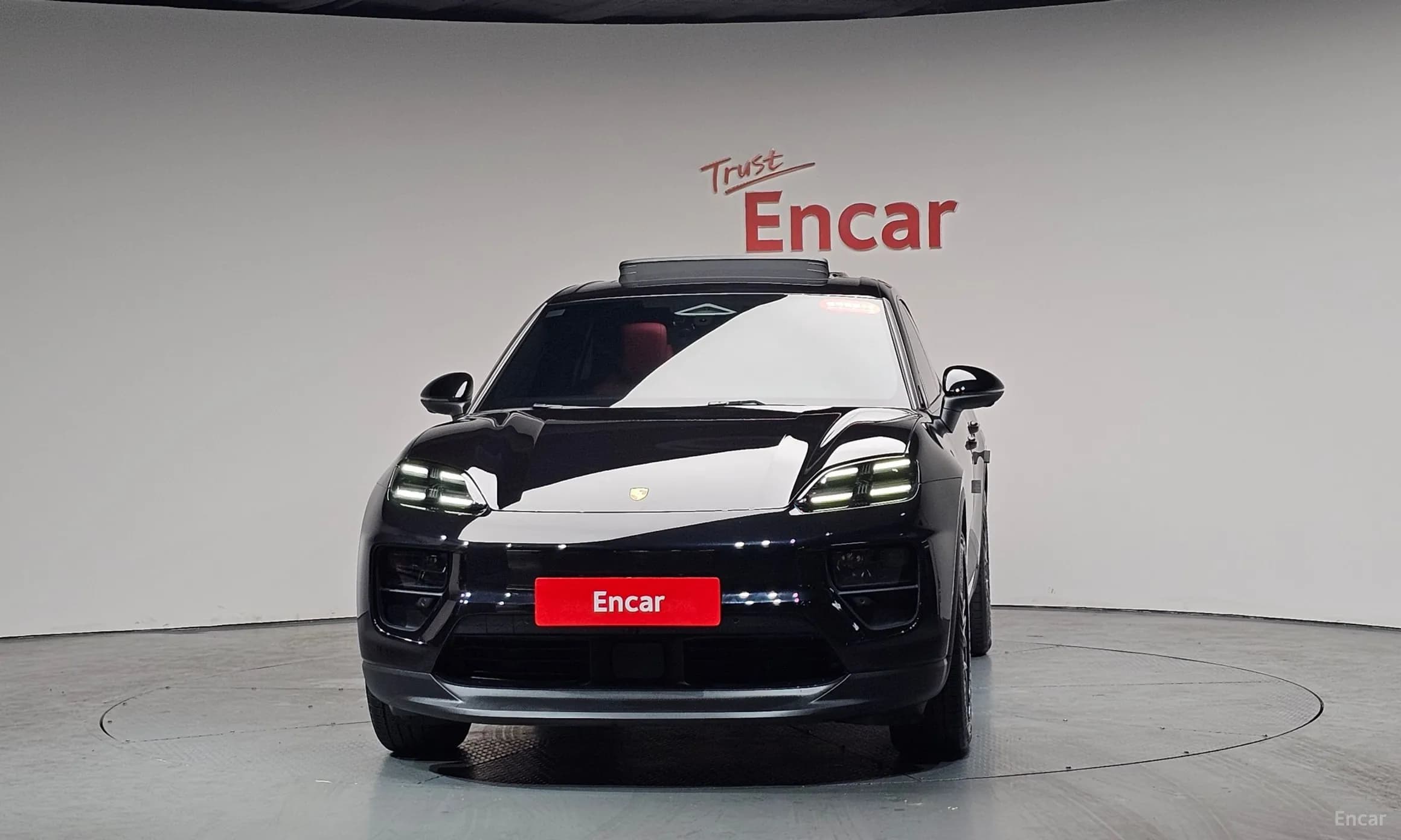 Macan EV