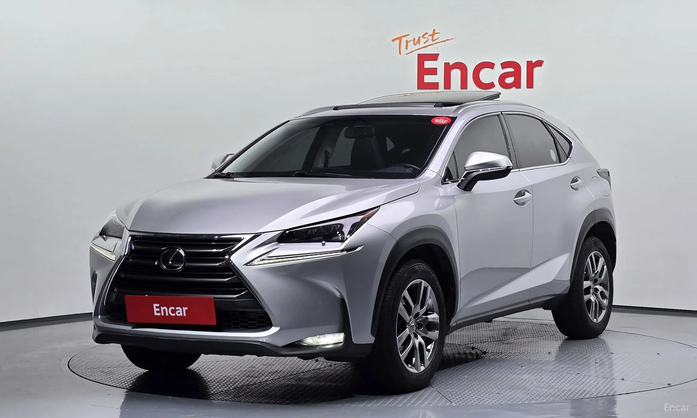 NX200t