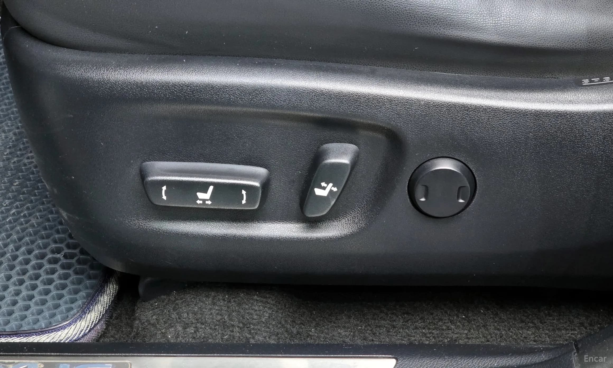 NX200t