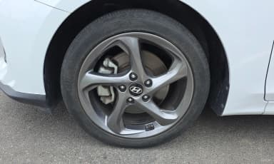 Veloster (JS)