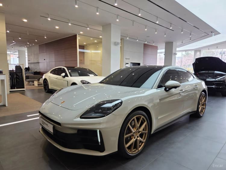 Panamera (976)