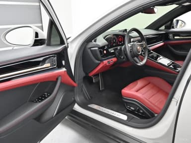 Panamera (976)