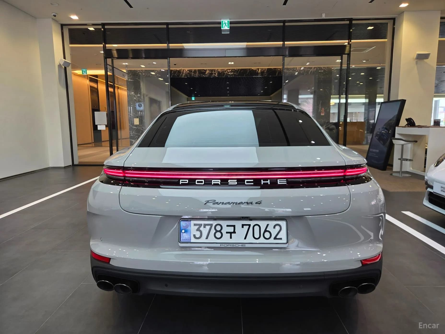 Panamera (976)