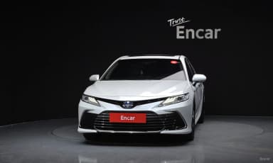 Camry (XV70)