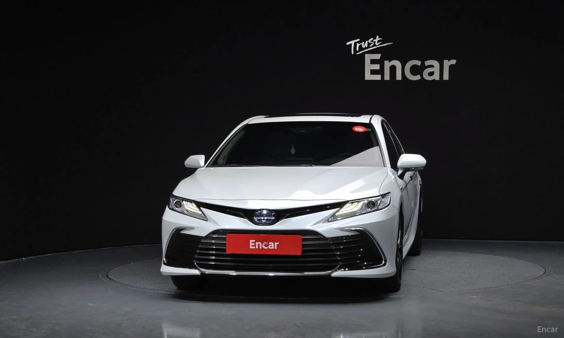 Camry (XV70)