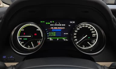 Camry (XV70)