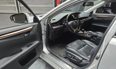 New ES300h
