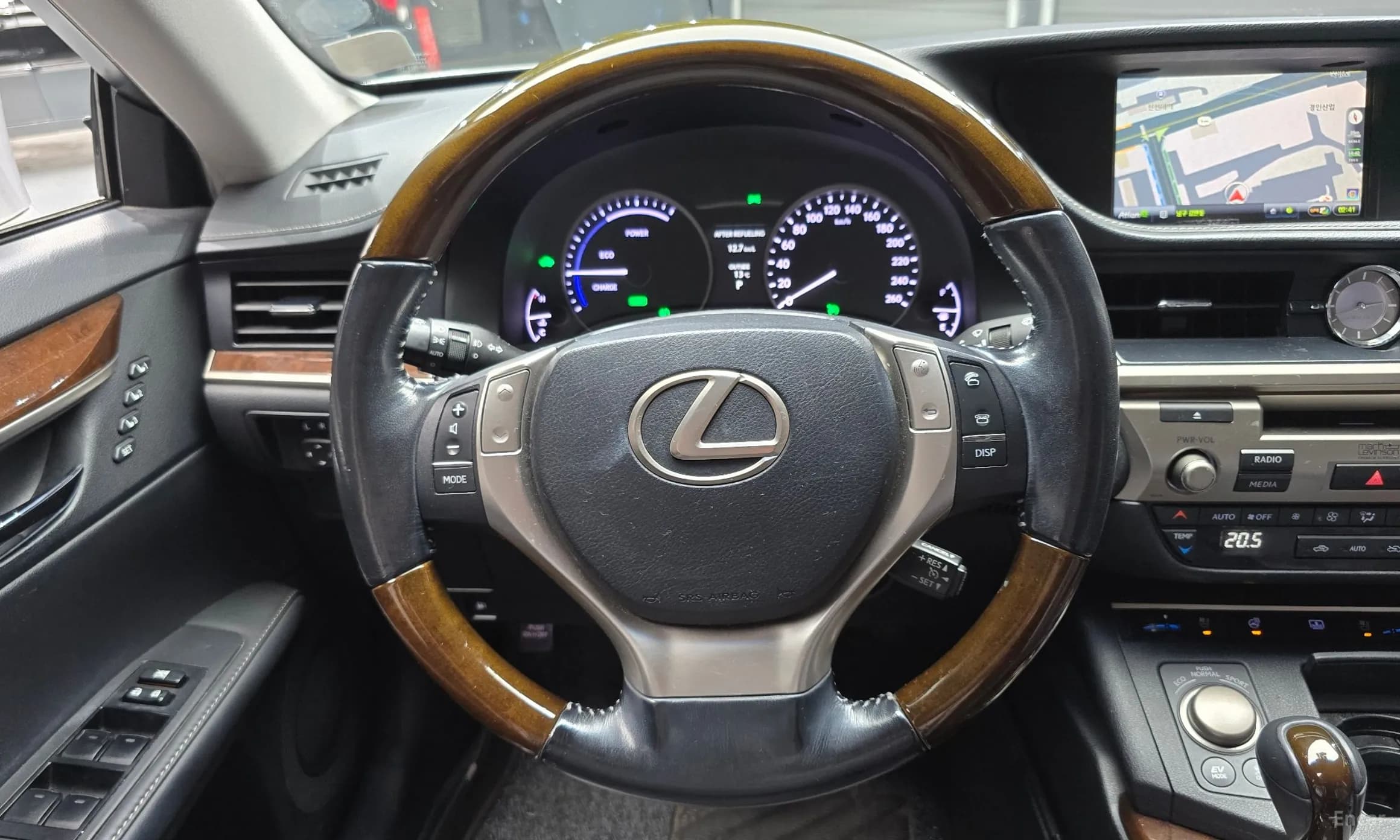 New ES300h