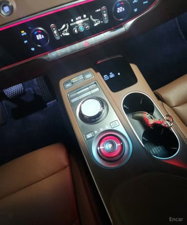 GV70