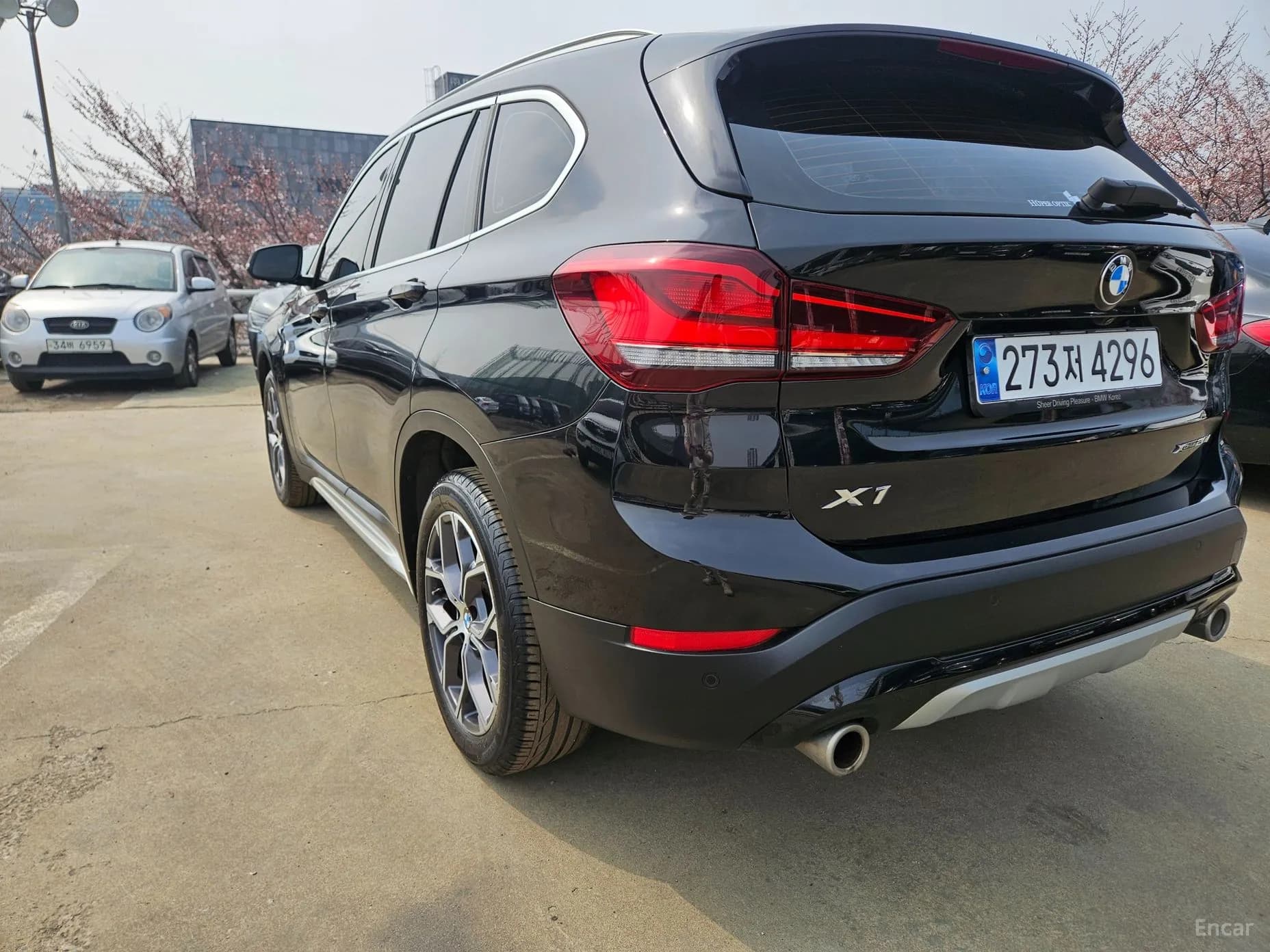 X1 (F48)