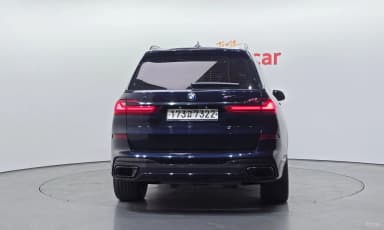 X7 (G07)