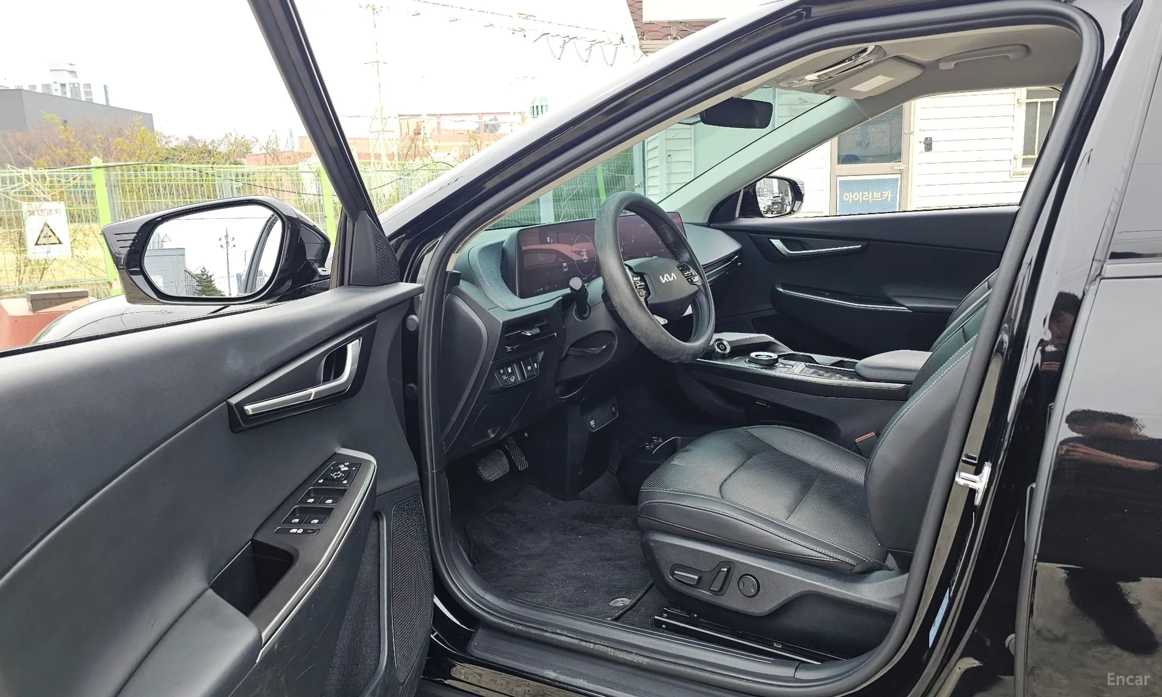 EV6