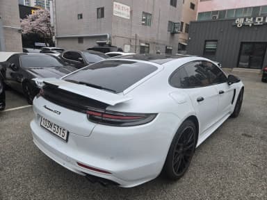 Panamera (971)