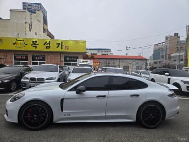 Panamera (971)