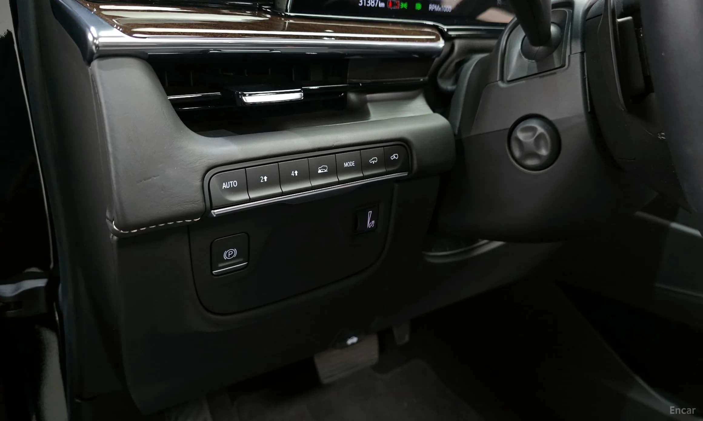 Escalade 5th Generation