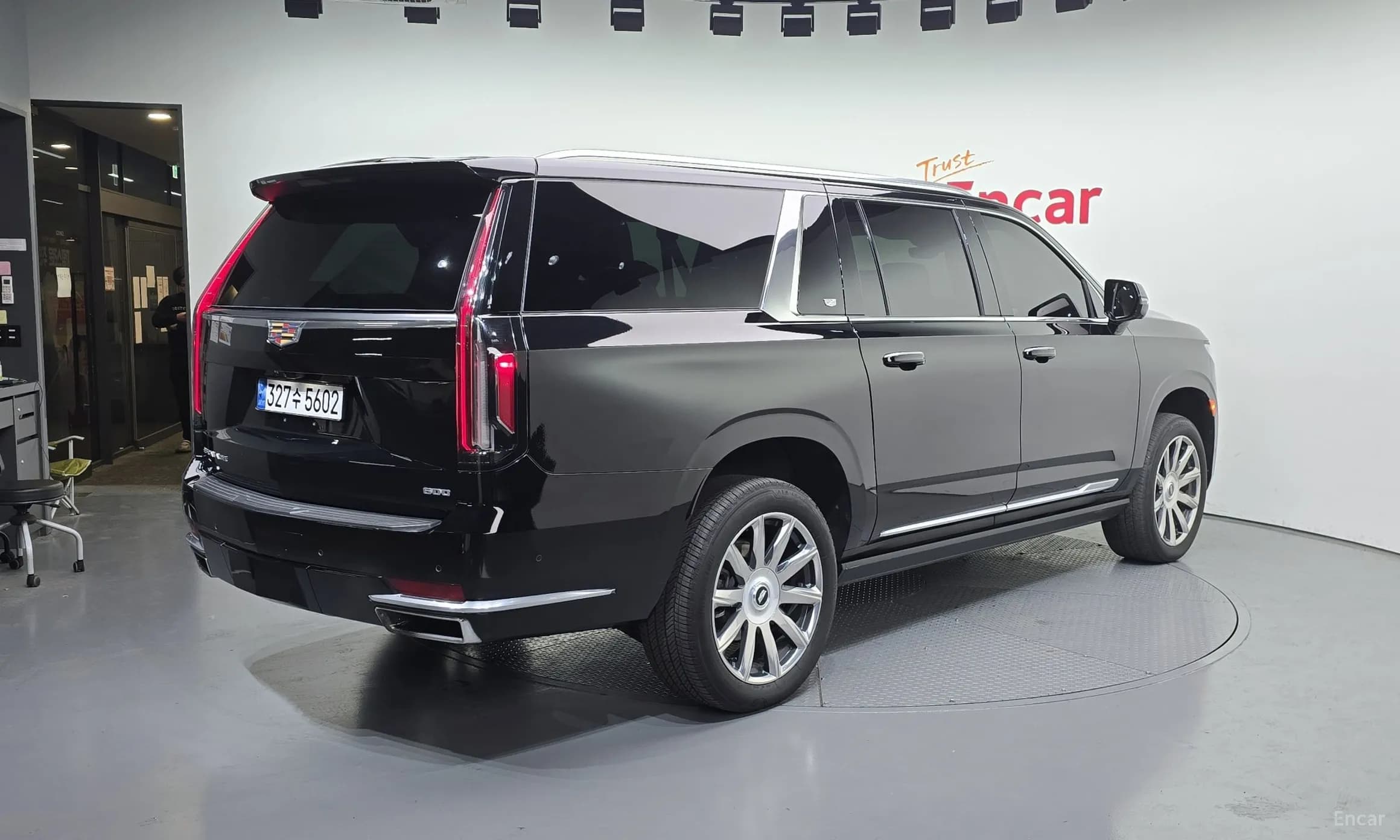 Escalade 5th Generation