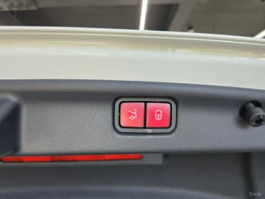 C-Class W206