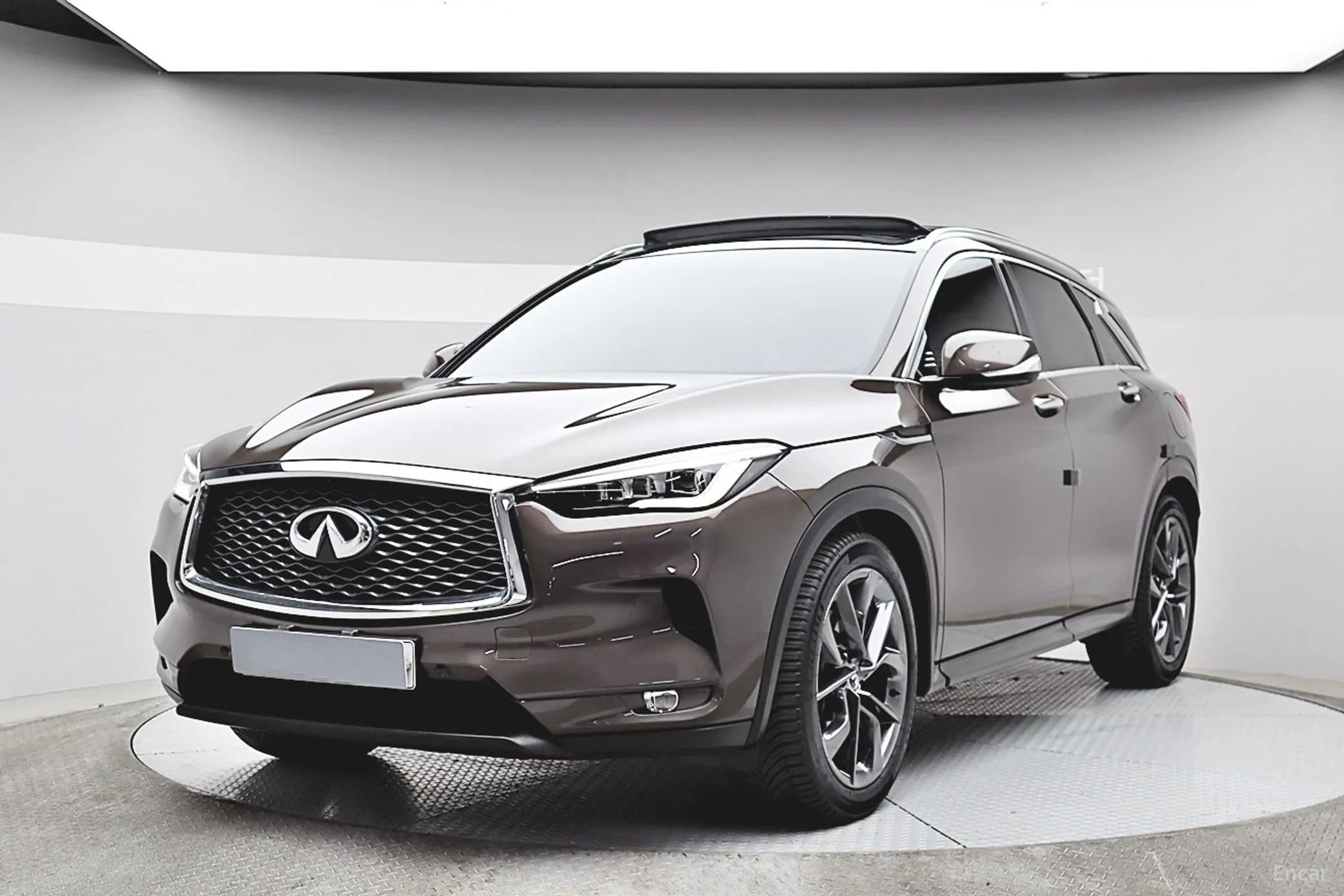 QX50 (P71A)