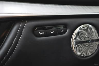 QX50 (P71A)