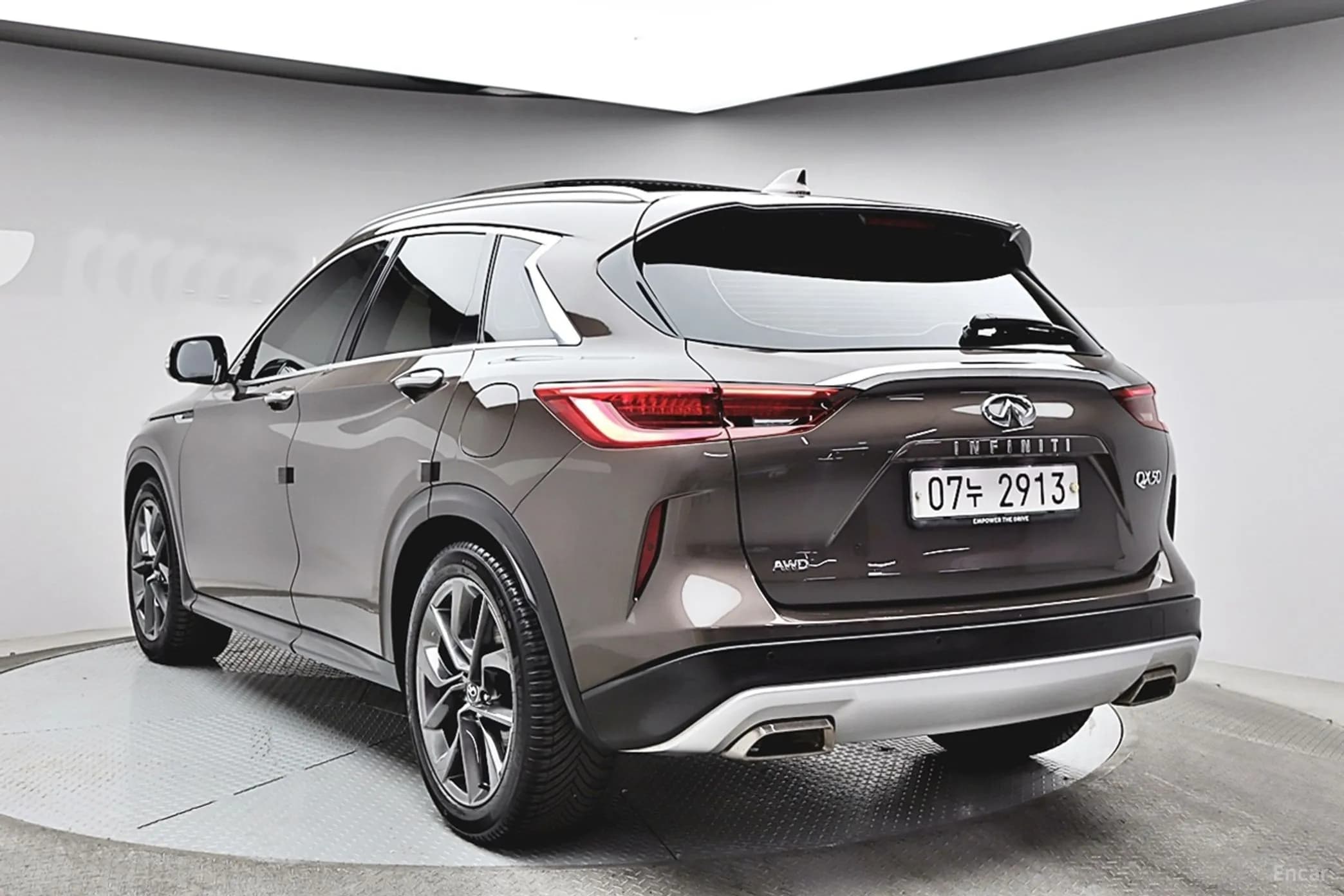 QX50 (P71A)
