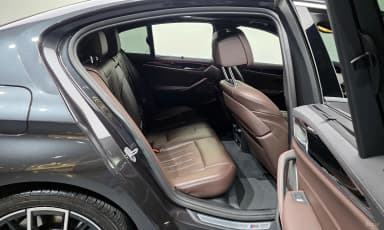 5 Series (G30)
