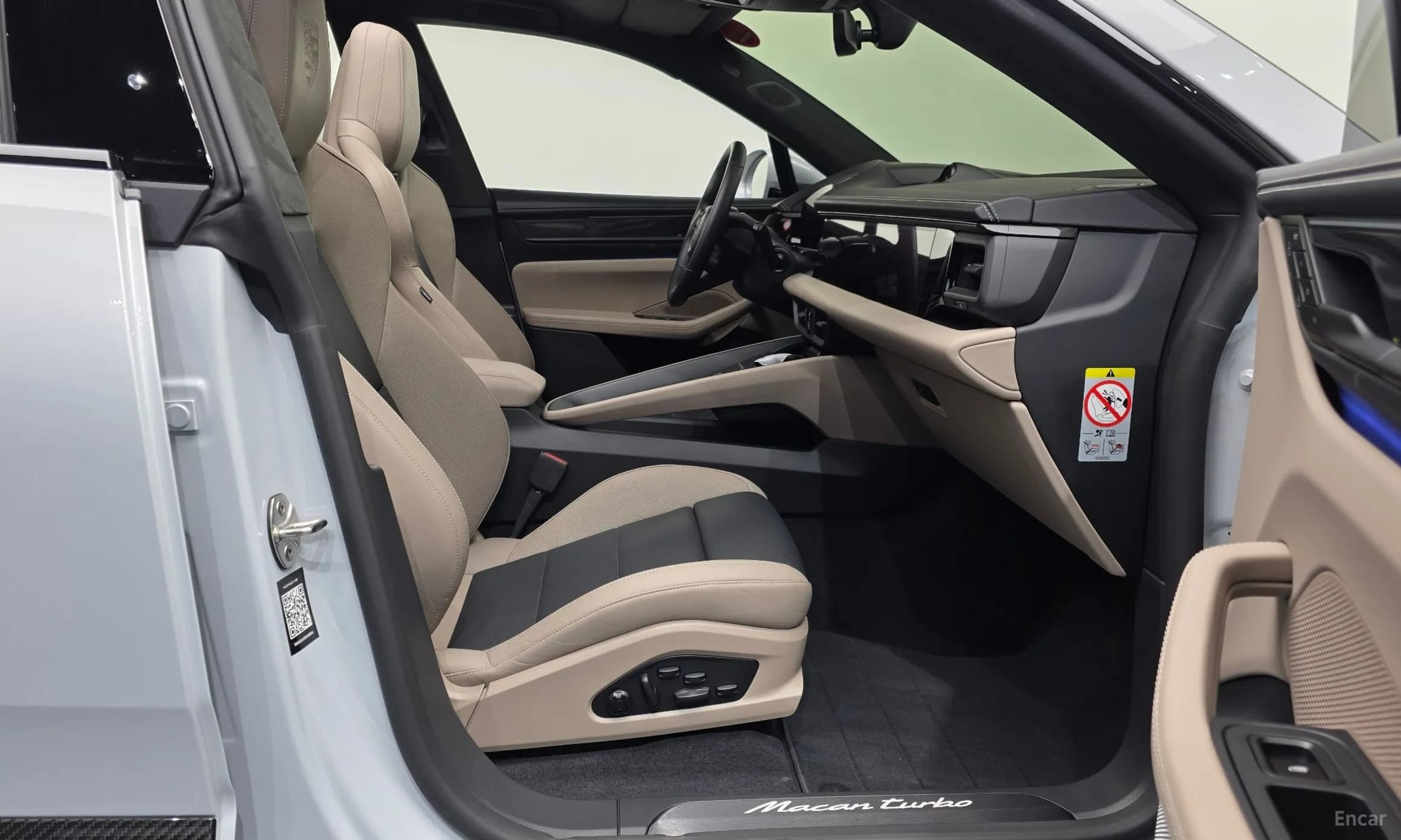 Macan EV