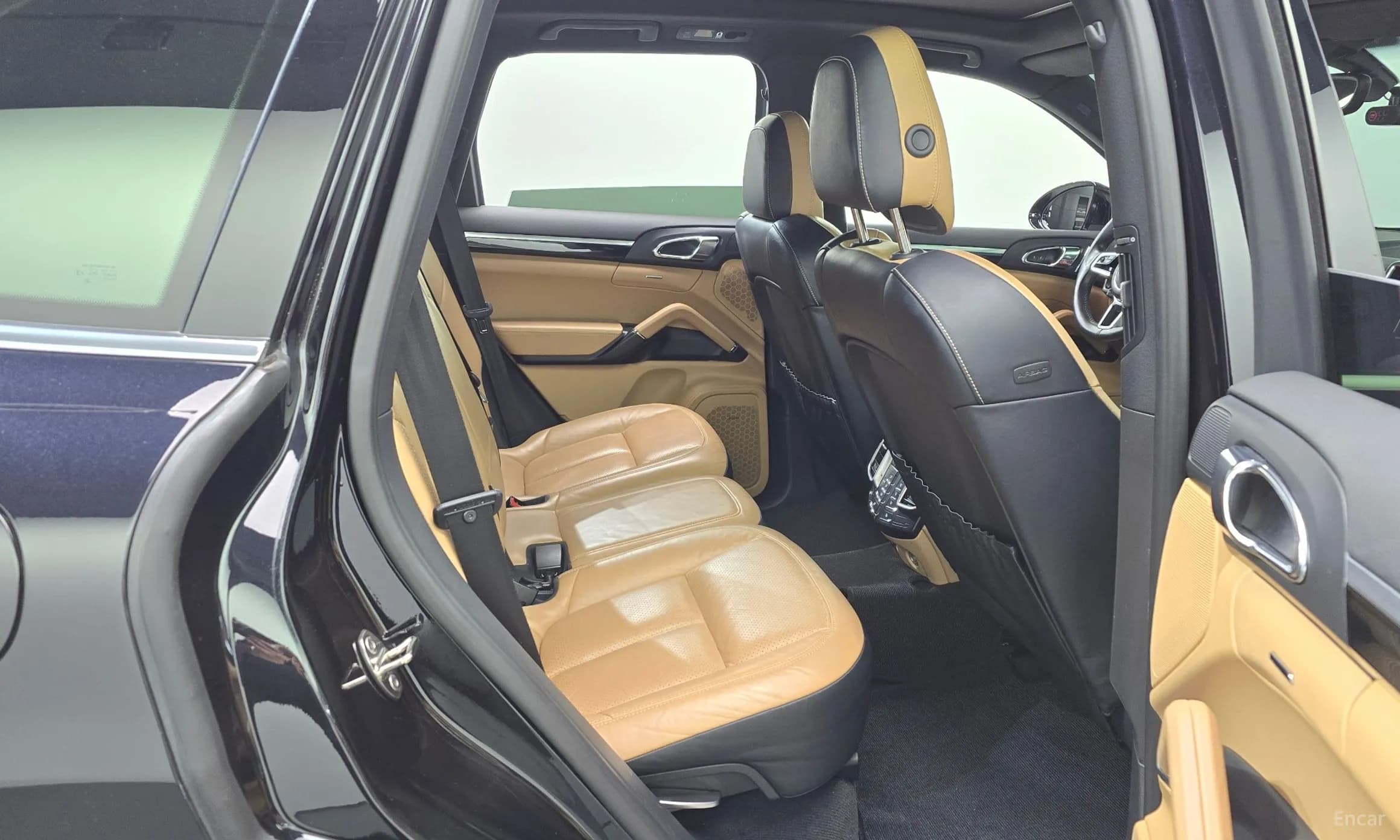New Cayenne