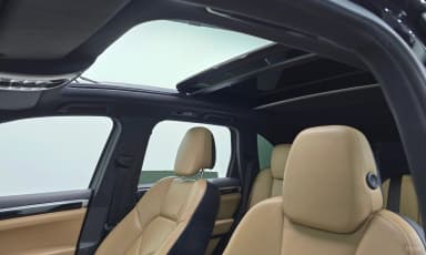 New Cayenne