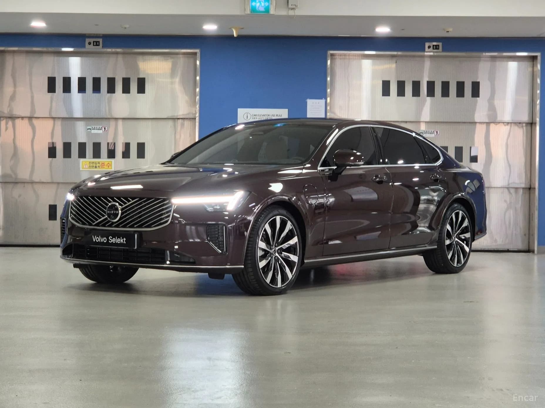 S90