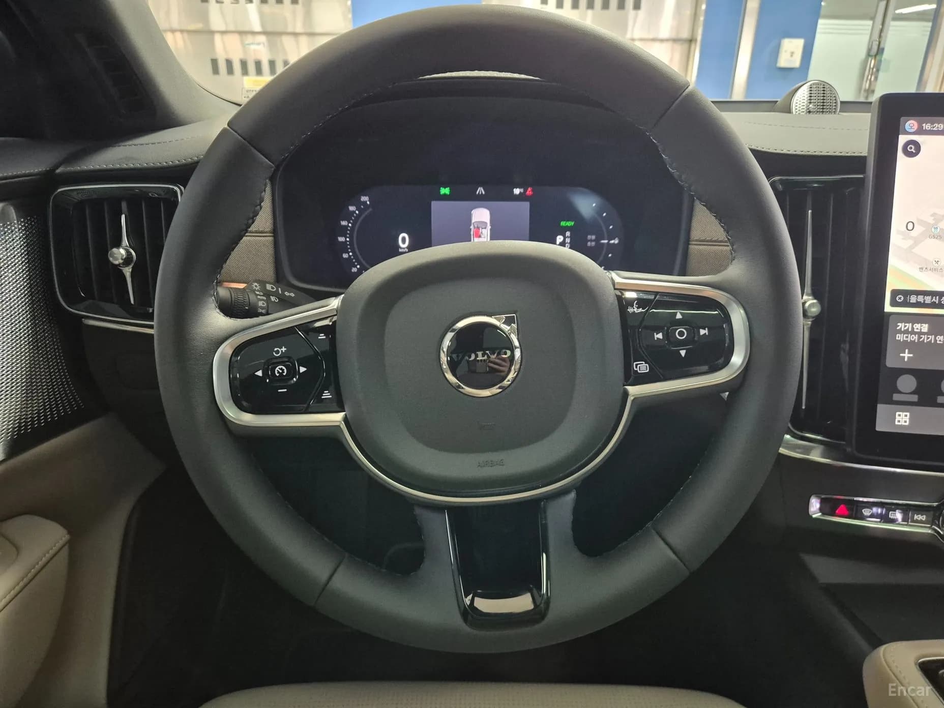 S90