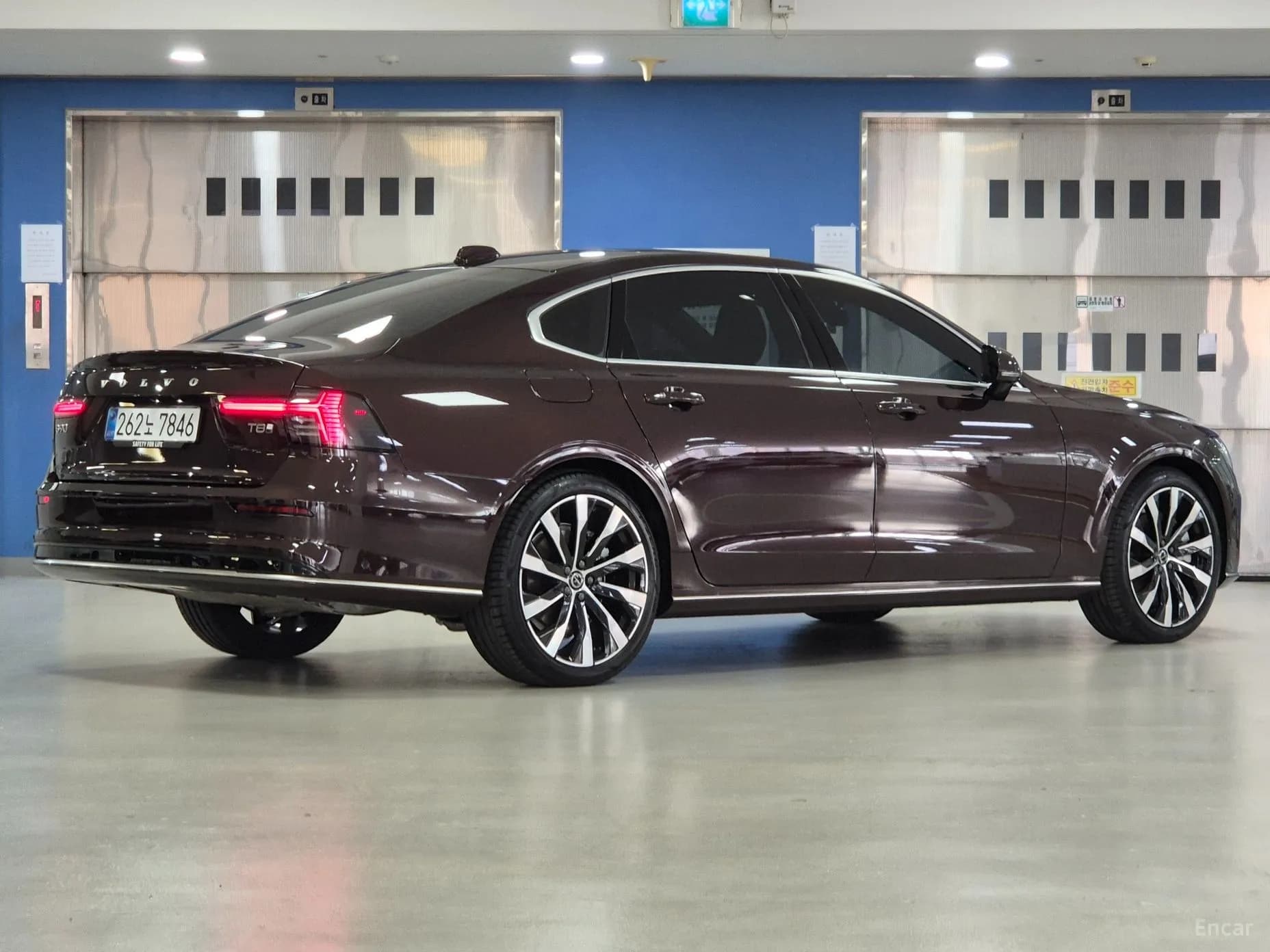 S90