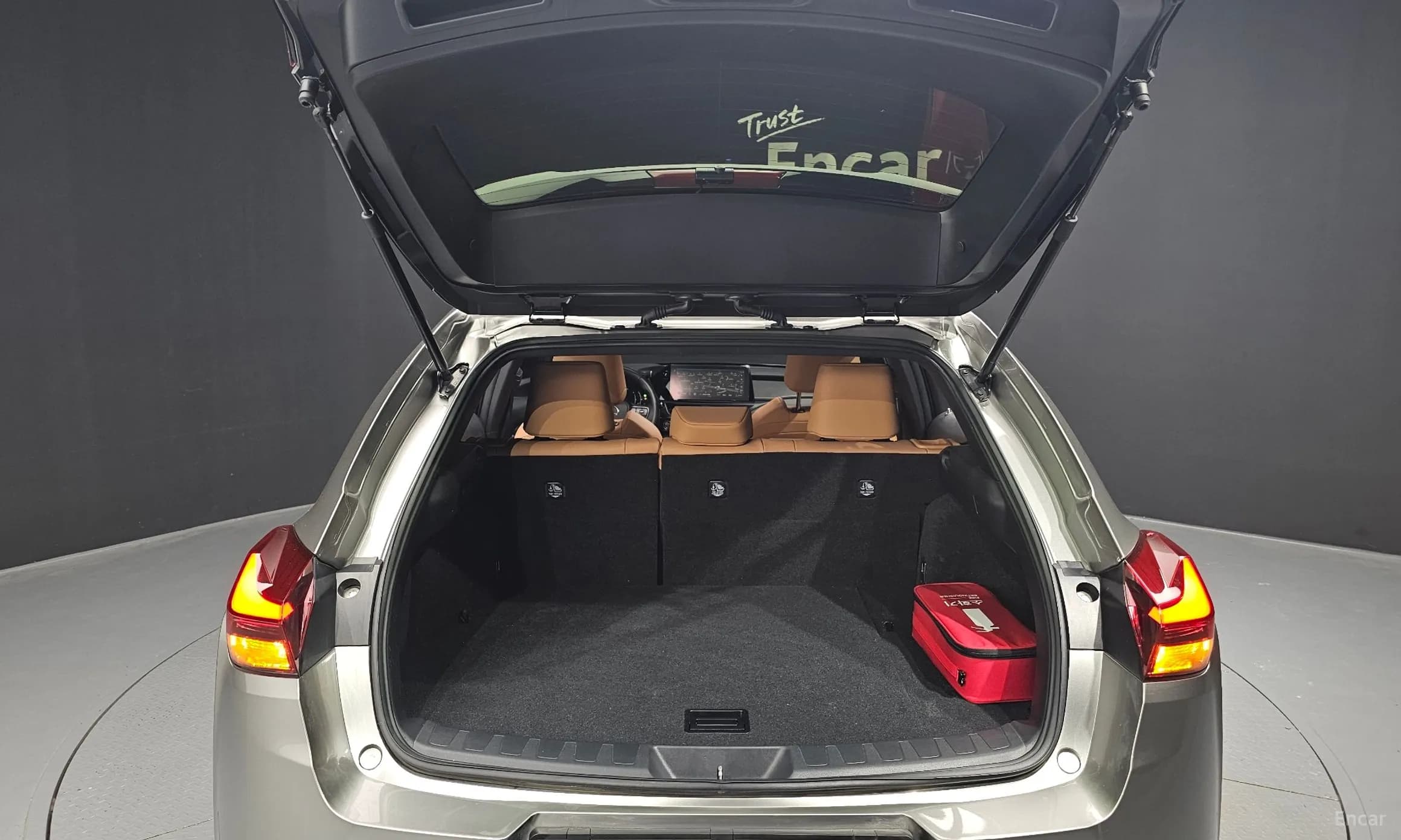 UX300h