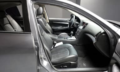 G37