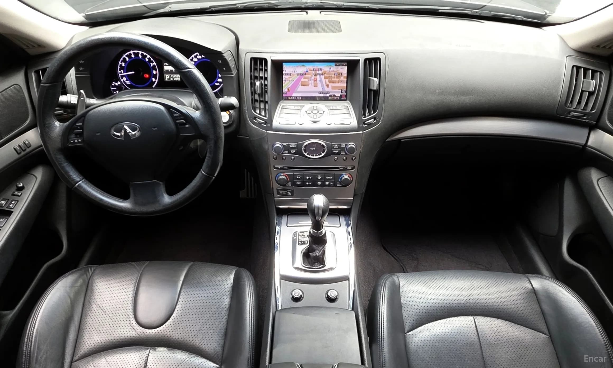 G37