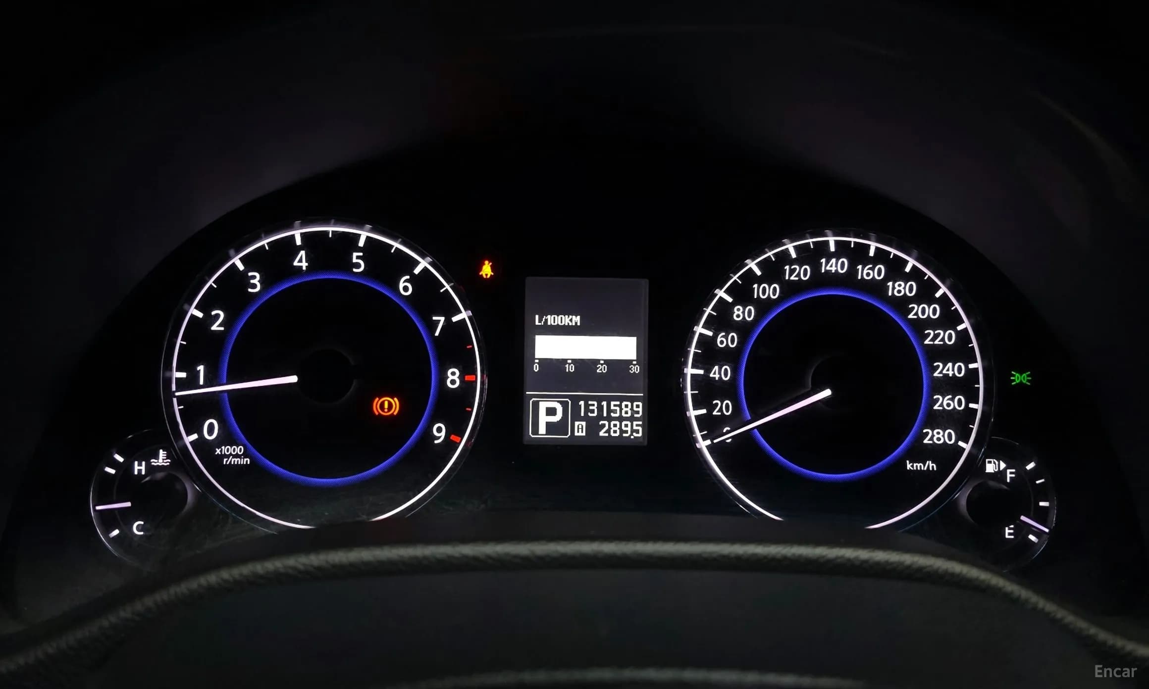 G37