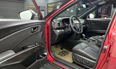 Berry New Tivoli